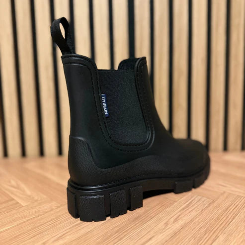 Mid-Waverly Boots