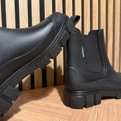 Mid-Waverly Boots