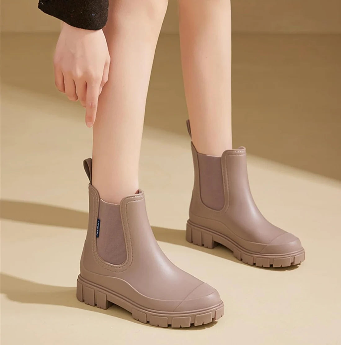 Mid-Waverly Boots